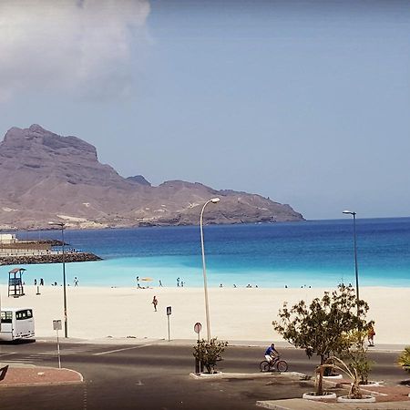 Casa Cafe Mindelo Hotell Eksteriør bilde