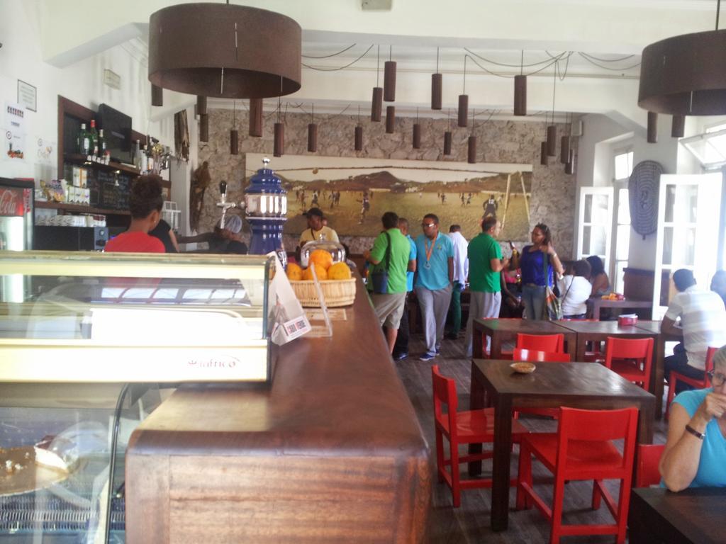 Casa Cafe Mindelo Hotell Eksteriør bilde