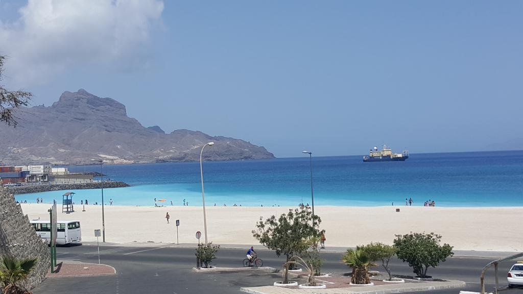 Casa Cafe Mindelo Hotell Eksteriør bilde